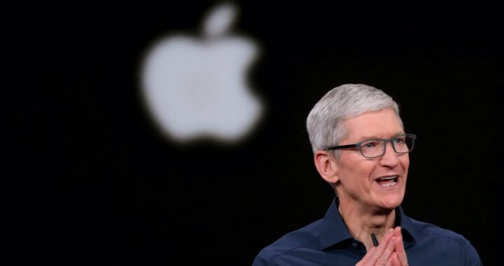 Apple rises 3% after report says the company aims to produce electric cars by 2024 – Business Insider