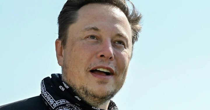 Elon Musk offers to buy Twitter for $43 billion and take it private