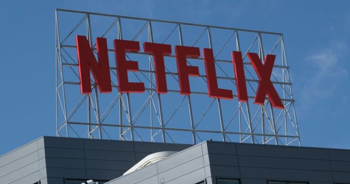 Netflix Stock Price Drops 35%, Posting Biggest Fall Since 2004 – The Wall Street Journal